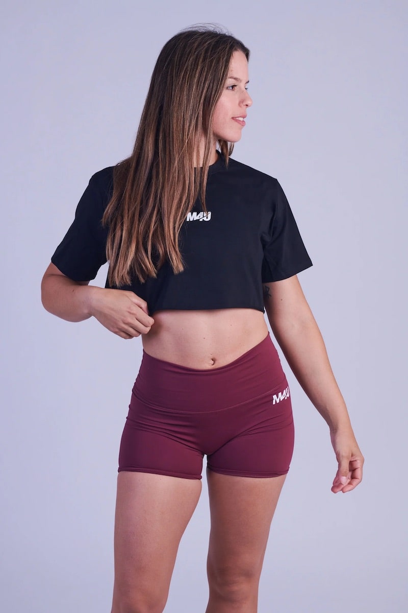 Camiseta corta m4u oversize essential negra